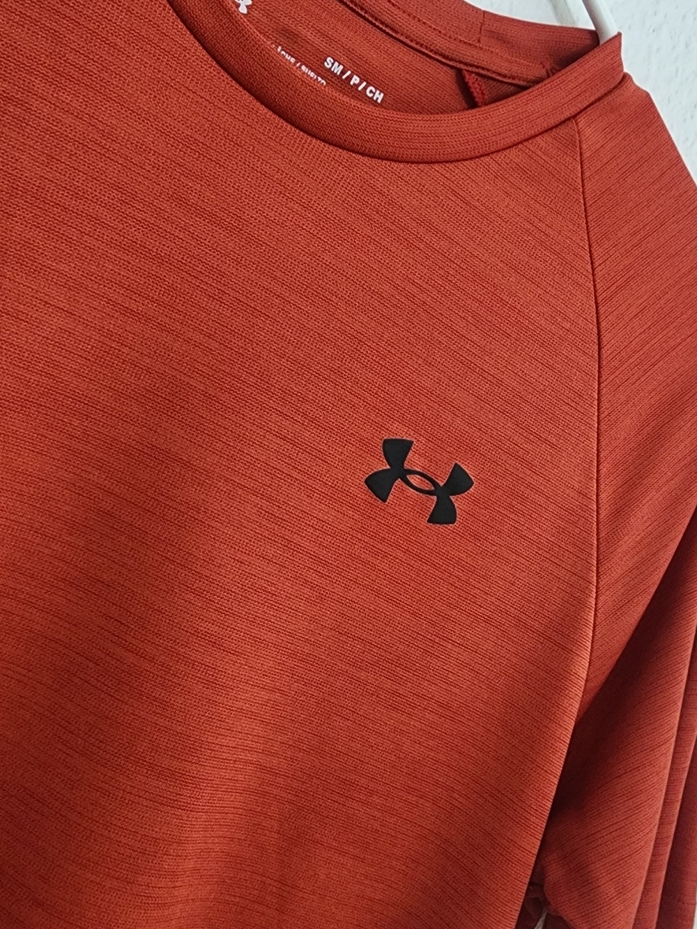 Under Armour Menβs Rust Orange/red Short-Sleeve Gym Athletic Tee - Picture 4 of 8